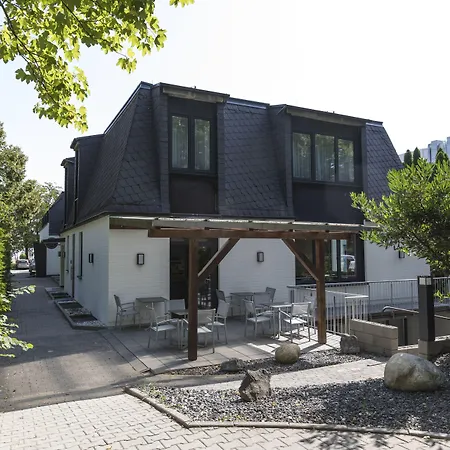 Hotel Mk Bed & Breakfast Eschborn 2*